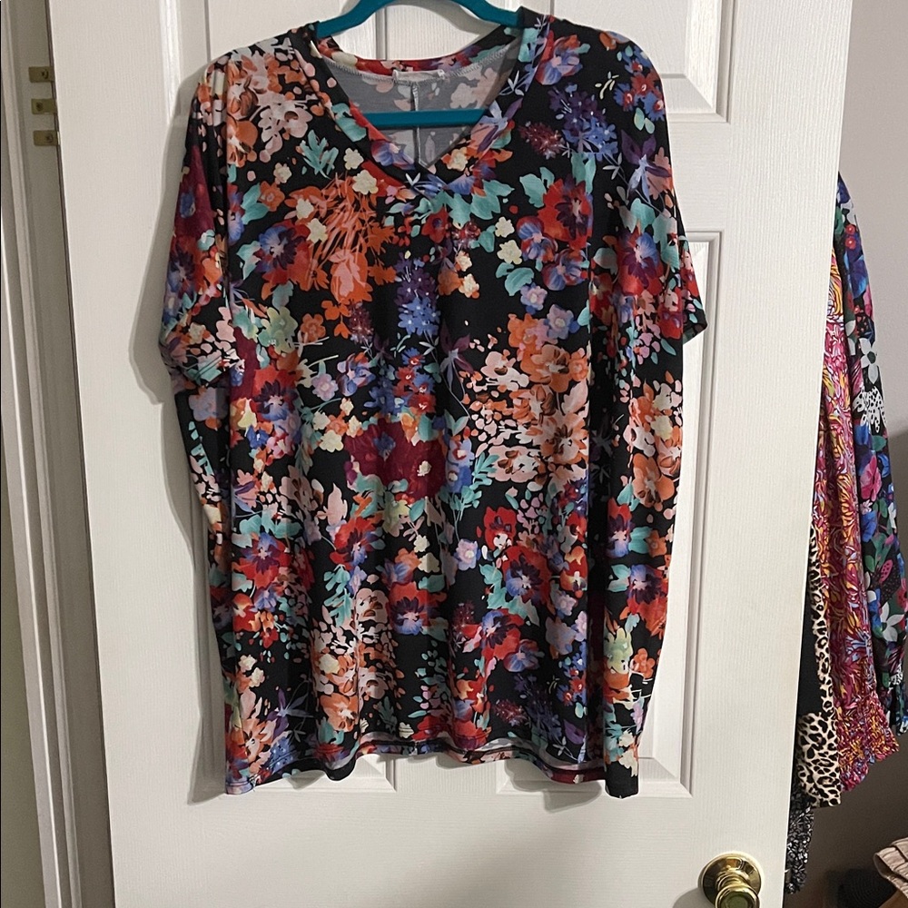 Floral V-Neck Blouse in Black Multi